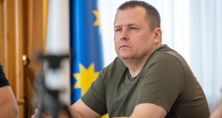 Космическая миссия отменена: мэр Днепра вернул свой билет на полет к звездам