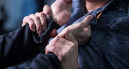 В Кривом Роге суд наказал водителя маршрутки, вытолкавшего пассажира с инвалидностью