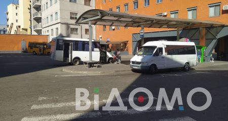 Ще у двох автобусах Дніпра запровадили безготівкову оплату