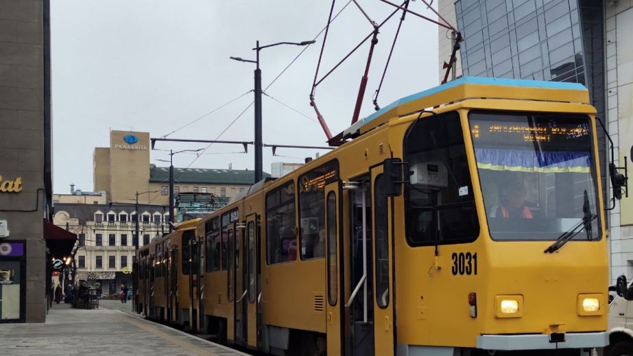 Як у Дніпрі 11 грудня курсуватиме громадський транспорт