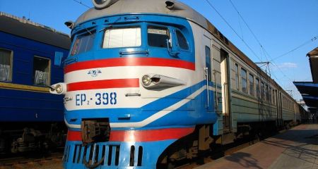 В Днепропетровской области с 8 августа временно меняют маршруты пригородных поездов: что известно