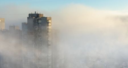 В Днепре поднялся гигантский столб дыма (ВИДЕО)