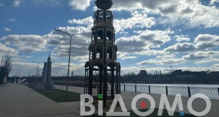 У Кривому Розі підлітки стрибають з мосту у воду (ВІДЕО)