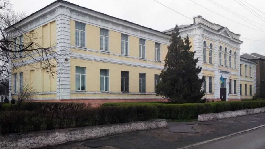 У Кам&rsquo;янському під час ремонту ліцею виявили ознаки завищення цін на матеріали на 1,4 мільйона гривень