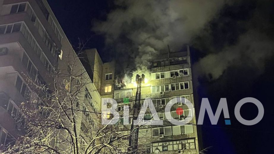 У Дніпрі на Набережній Перемоги палає квартира на 16-му поверсі, людей евакуюють рятувальники (ФОТО, ВІДЕО)