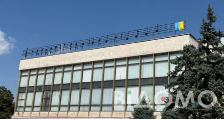 В Днепре на крыше оперного театра появились новые ноты: каково их значение (ФОТО)