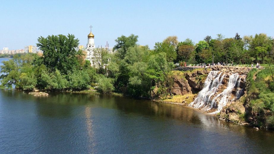У Дніпрі за понад 5 мільйонів гривень планують відремонтувати доріжки на Монастирському острові