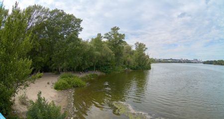 У Дніпрі на Перемозі...