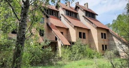 У Кам'янському виставили на продаж знаменитий недобудований пивзавод (ФОТО)