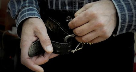 В Днепре мужчина пок...