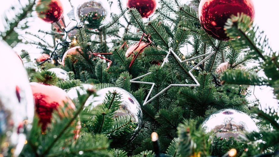 У Дніпрі під час війни планують витратити 3,4 мільйона гривень на новорічні прикраси