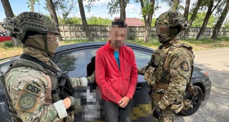 У Дніпрі таксист зливав ворогові дані про розташування військових частин ЗСУ та ППО (ФОТО)