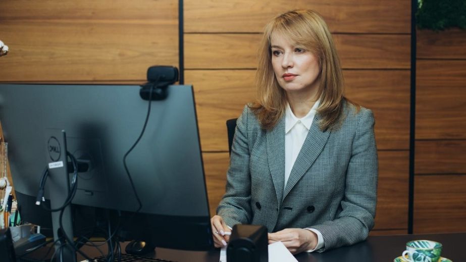 Олена Шуляк: Держава профінансує першокласникам "Пакунок школяра"