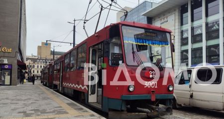 Как в Днепре курсирует общественный транспорт 27 декабря