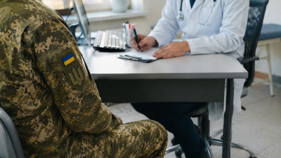 Бесплатный долгосрочный уход в стационаре: какие услуги могут получить ветераны и как их оформить