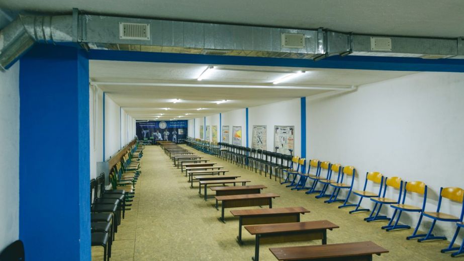 Сільраду на Дніпропетровщині зобов'язали відремонтувати укриття для 400 учнів