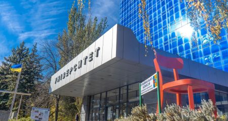 Лопнули батареи и затопило кафедры: в университете Днепра аварийная ситуация