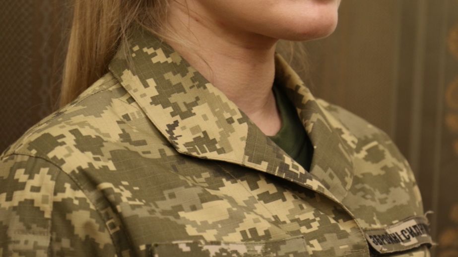Звинуватили у "змові" без доказів: суд у Дніпрі скасував стягнення мільйона гривень з офіцерки ЗСУ