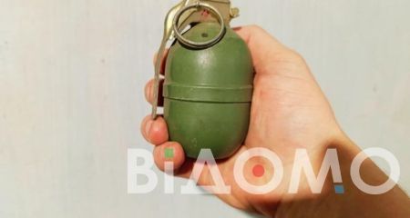 Знайшов біля гаражів та сховав у авто: у Кривому Розі водій возив бойову гранату під бардачком