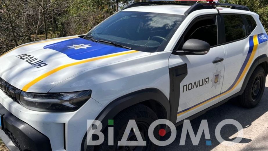 В Днепре иностранец за $11 000 обещал "бронирование" и выезд за границу (ФОТО)