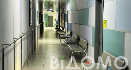 В больнице Кривого Рога медсестра избила коллегу из-за грязного пола