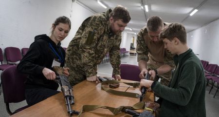 Студентів Дніпропетровщини навчатимуть національному спротиву: як це буде відбуватися