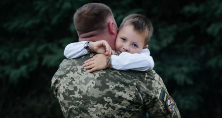 Правительство упростило регистрацию места жительства детей военных в плену или пропавших без вести