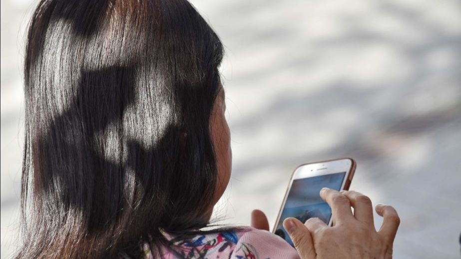 На Дніпропетровщині жінка вигадала вбивство чоловіка сокирою та отримала штраф