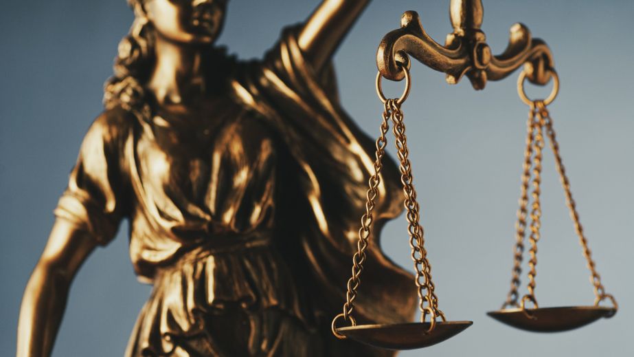 На Дніпропетровщині експосадовицю міськради судитимуть за вимагання хабаря