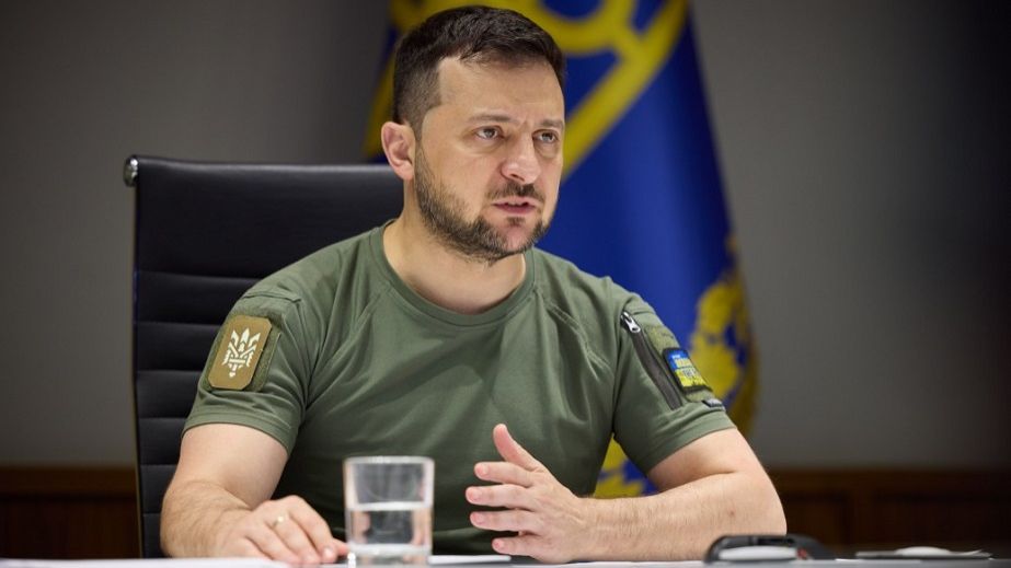 В Ураїні можуть дозволити виїзд чоловікам до 22 років за кордон, - Зеленський