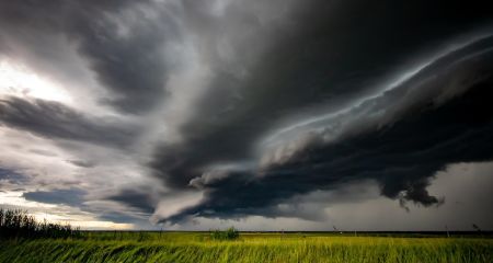 Днепр и область в ближайшее время накроет ненастье, объявлен желтый уровень опасности