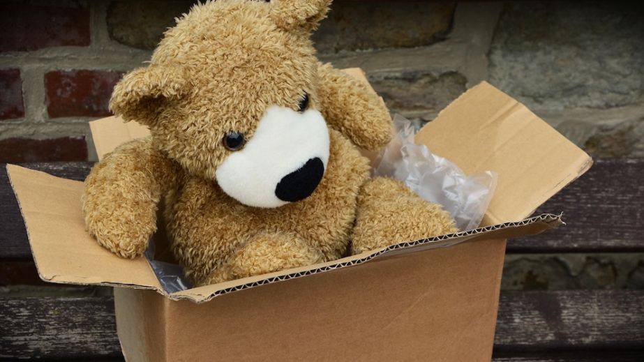 В Кривом Роге неизвестные заминировали остановку общественного транспорта (ФОТО)