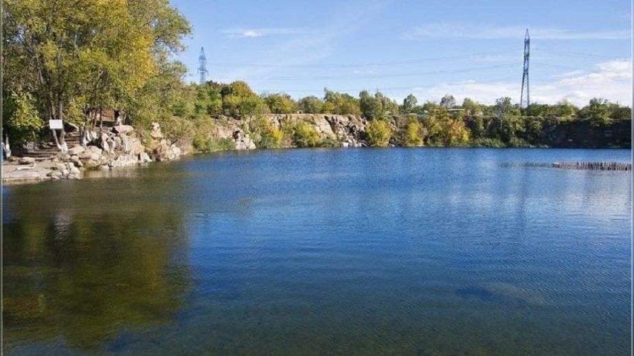 Стали известны подробности об утопленнике в карьере на Красном камне