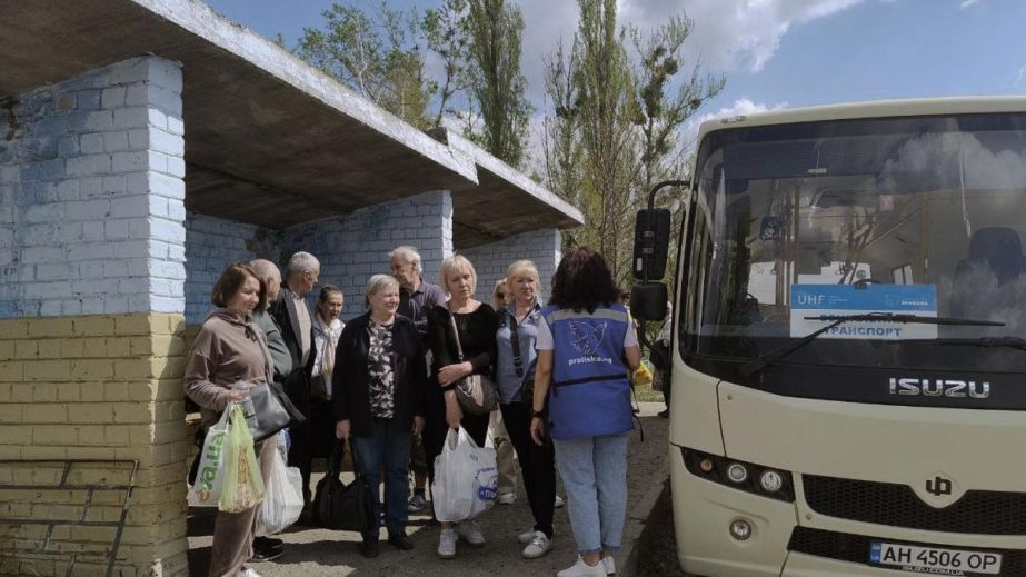 Примусова евакуація людей з прифронтових сіл Синельниківщини завершена – ДніпроОВА