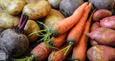 Борщ подешевшав. Скільки у Дніпрі коштують капуста, буряк і картопля?