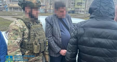У місті на Дніпропетровщині два депутати міськради залякували людей і вимагали гроші