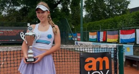 В Нидерландах 15-летняя спортсменка из Днепра выиграла престижный теннисный турнир
