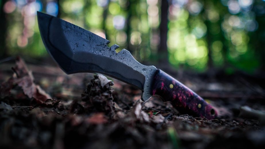У місті на Дніпропетровщині чоловік встромив ножа в опонента під час сварки (ФОТО)