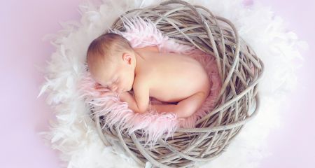 Девочки победили в гендерном поединке: за сутки 3 января в Днепре родились 16 младенцев