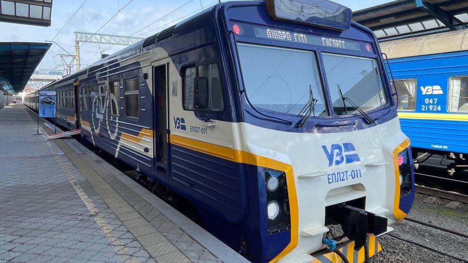 З 17 і 18 березня обмежено рух деяких приміських поїздів на Дніпропетровщині: які рейси не будуть курсувати