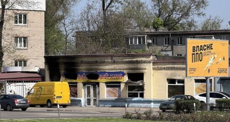 В Каменском почти дотла сгорела популярная пекарня (ФОТО)