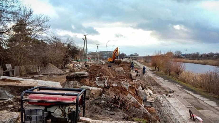 В Павлограде построят новую дамбу для восстановления уровня реки Волчья