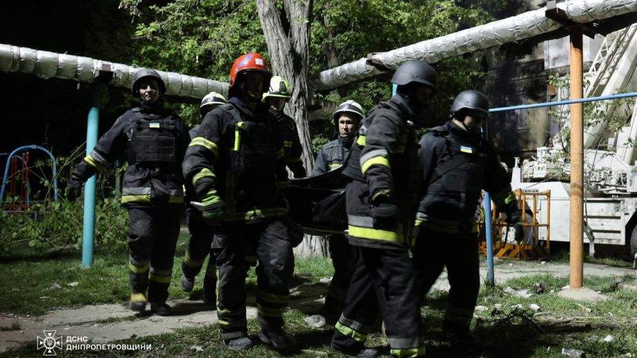 У Дніпрі завершили аварійно-рятувальні роботи після ракетного удару 19 квітня