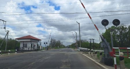 У Кам’янському районі 27 та 28 квітня обмежать рух транспорту автодорогою М-30