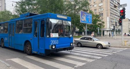 У Дніпрі до 29 квітня зміниться рух тролейбусів на одній з ділянок проспекту Лесі Українки