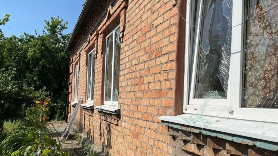 Оккупанты ранили двух человек во время обстрела Никопольщины 5 июня