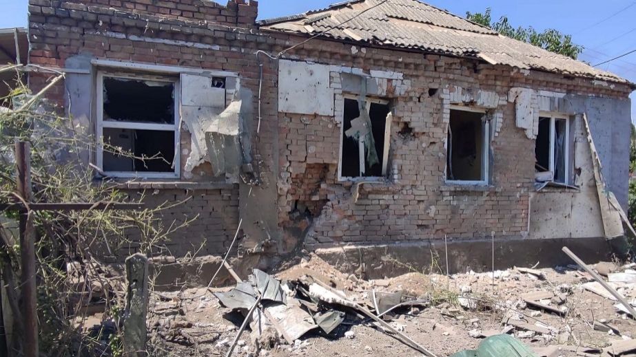 Россияне 10 июля обстреляли Никополь, среди раненых 13-летний ребенок