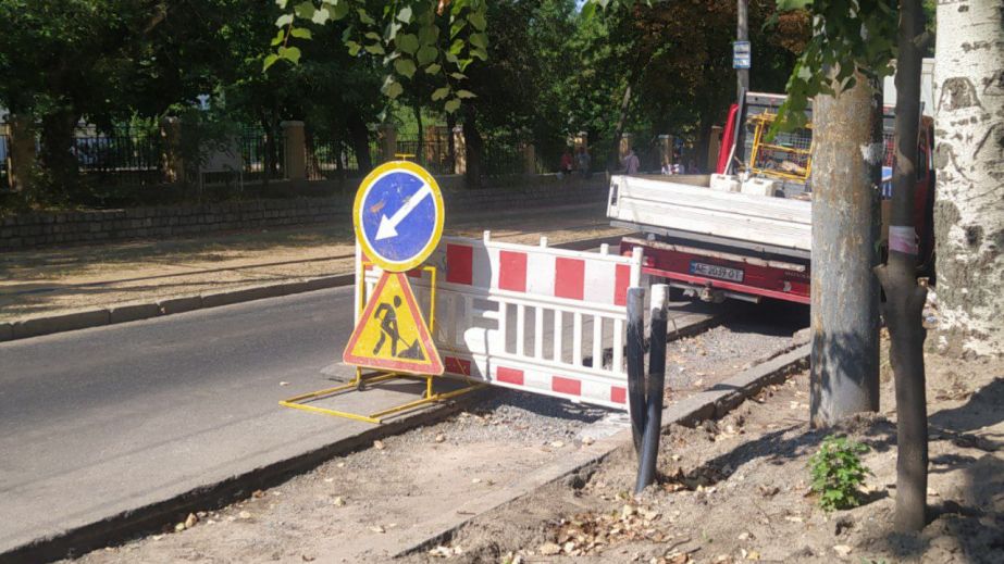 Как на Соборной площади Днепра строят необычную трамвайную остановку