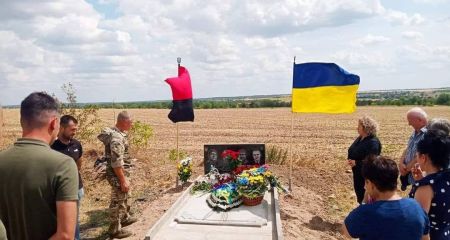 Загиблим героям з 17 ОТБр Кривого Рогу відкрили пам’ятник на Херсонщині