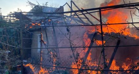 Окупанти зо два десятки разів обстріляли Нікопольщину 20 вересня: є постраждалий